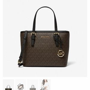 Micheal Kors purse